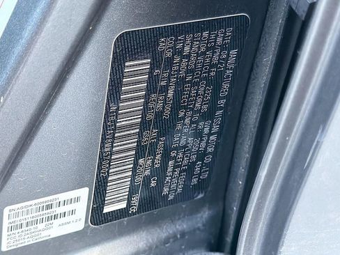 Used 2021 Nissan Rogue Sport S image 30