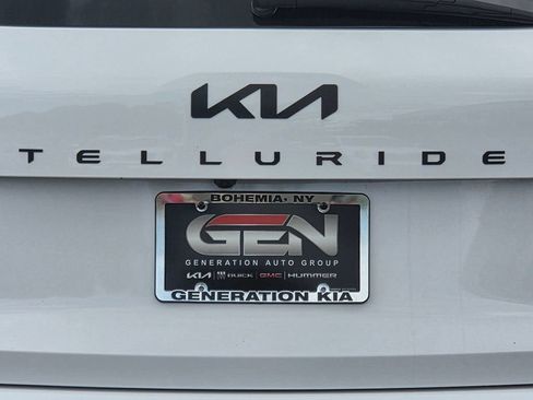 Used 2025 Kia Telluride AWD image 37