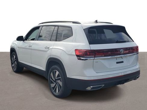 New 2026 Volkswagen Atlas SE FWD image 3