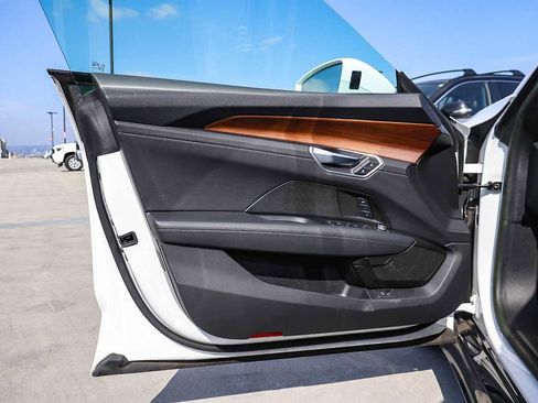 Used 2022 Audi e-tron GT Premium Plus image 28