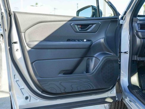 Certified 2025 Subaru Forester Premium w/ Convenience Package #1 AWD/4WD image 24