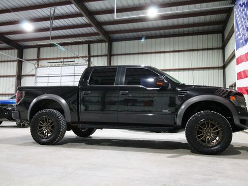 Used 2014 Ford F150 Raptor w/ Equipment Group 801A Luxury AWD/4WD image 13
