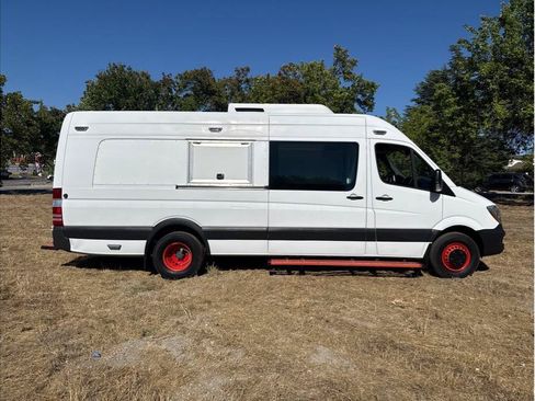 Used 2014 Mercedes-Benz Sprinter 3500 w/ Cargo Protection Package image 7