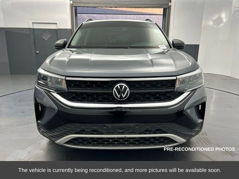 Used 2022 Volkswagen Taos S image 9