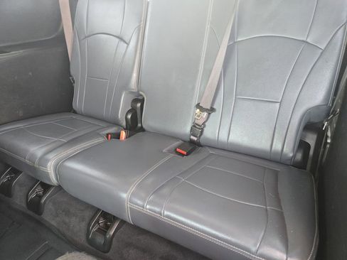 Used 2021 Buick Enclave Essence w/ Sound and Sites Package image 31