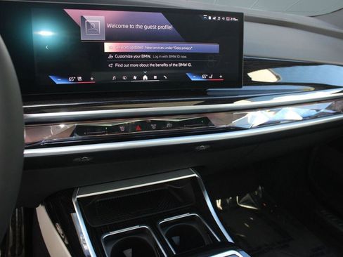 New 2026 BMW i7 eDrive50 w/ M Sport Package image 24