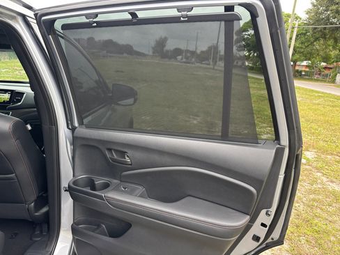 Used 2025 Honda Passport TrailSport image 26