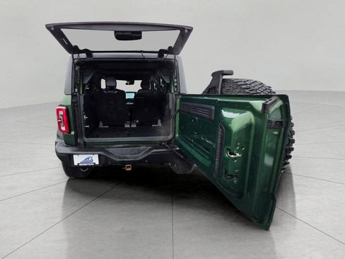 Used 2023 Ford Bronco Badlands w/ Sasquatch Package AWD/4WD image 8