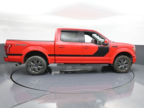 Used 2016 Ford F150 Lariat image 9