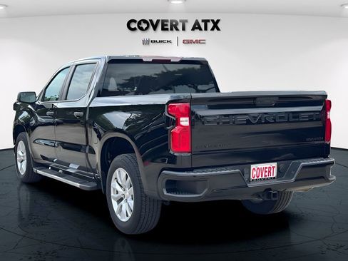 Used 2022 Chevrolet Silverado 1500 Custom w/ LPO, Dark Essentials Package RWD image 4