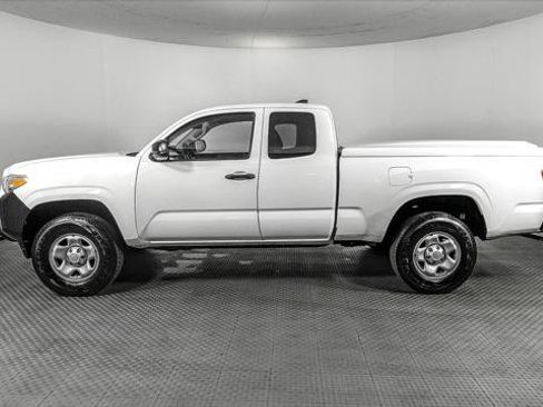 Used 2019 Toyota Tacoma SR RWD image 3