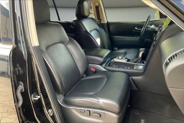 Used 2024 Nissan Armada SV RWD image 31