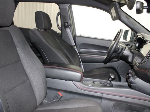 Used 2025 Dodge Durango GT AWD/4WD image 23