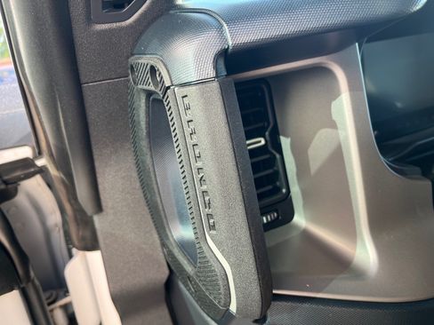 Used 2022 Ford Bronco Outer Banks AWD/4WD image 18