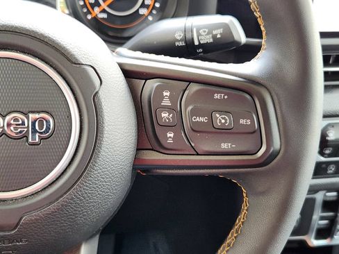 Used 2024 Jeep Gladiator Sport AWD/4WD image 18