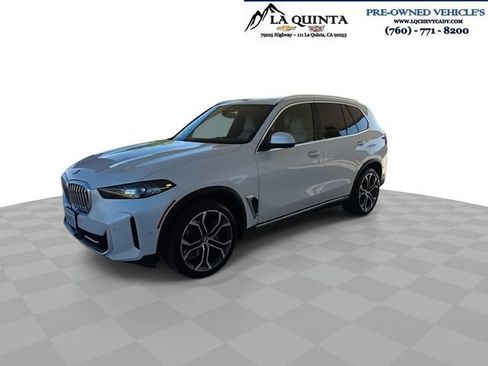 Used 2024 BMW X5 xDrive40i w/ Parking Assistance Package AWD/4WD image 4