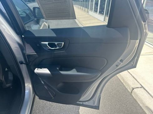 Used 2025 Volvo XC60 B5 Plus AWD/4WD image 12