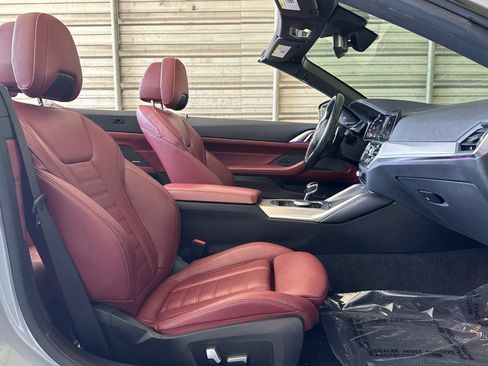 Used 2022 BMW M440i Convertible RWD image 15