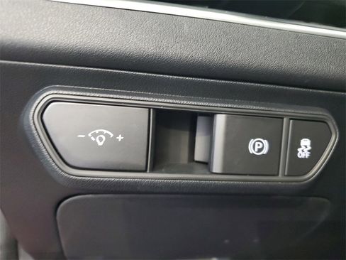 Certified 2025 Kia K4 LXS image 30