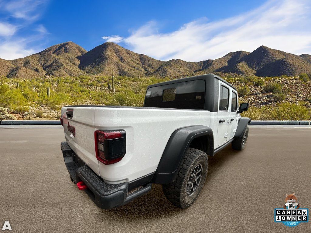 Certified 2024 Jeep Gladiator Rubicon w/ Safety Group AWD/4WD image 4