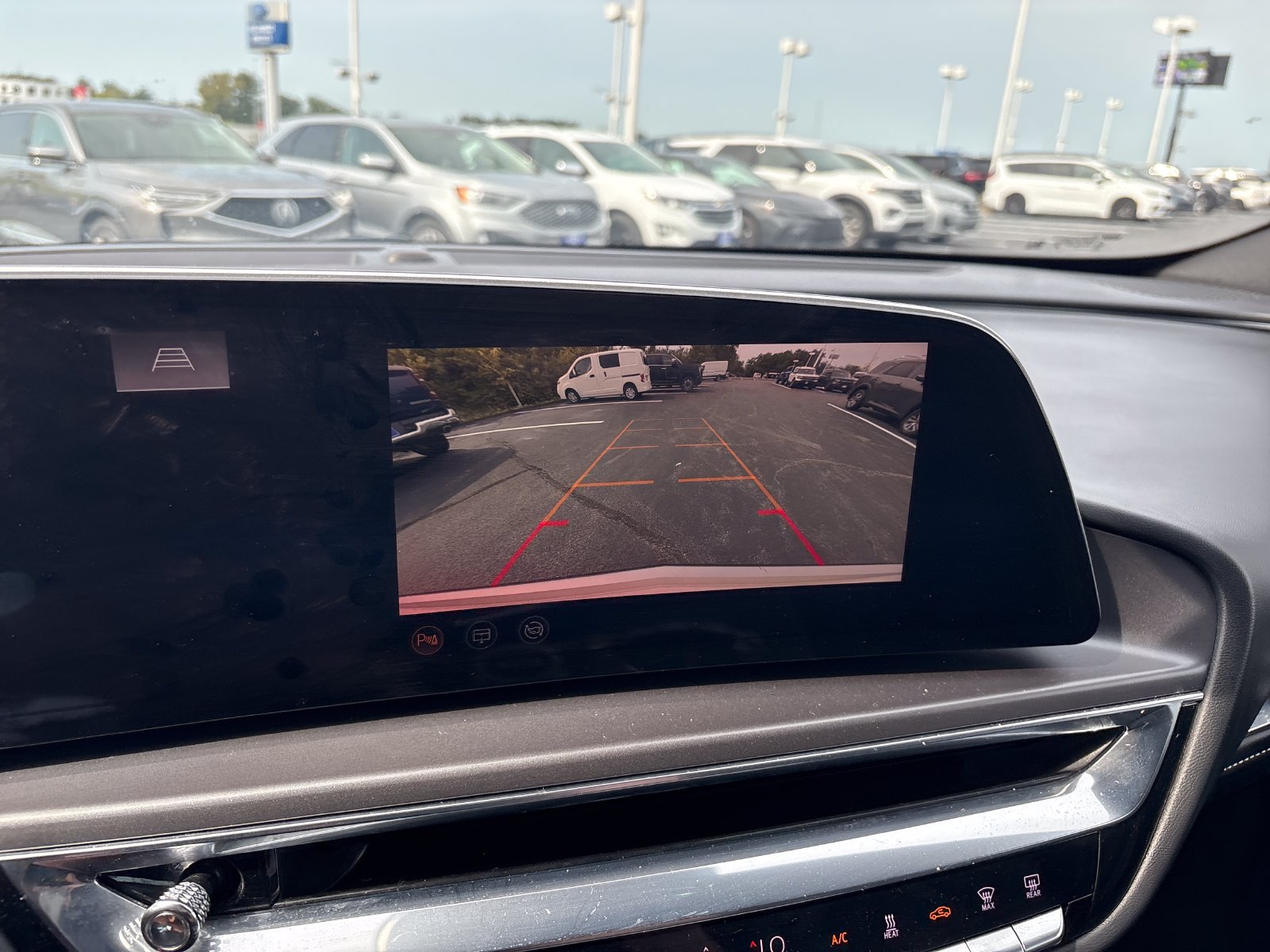 Used 2024 Cadillac Lyriq Tech RWD image 44