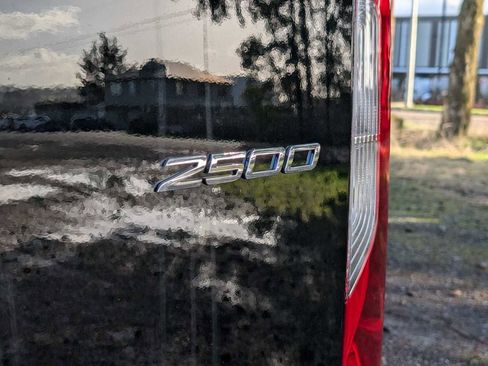 New 2025 Mercedes-Benz Sprinter 2500 image 19