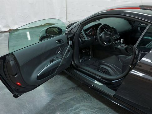 Used 2011 Audi R8 V10 AWD/4WD image 56
