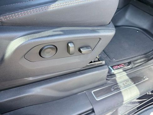 Used 2024 GMC Sierra 2500 AT4 w/ AT4 Premium Plus Package image 38