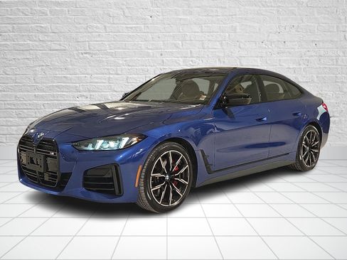 Certified 2025 BMW 440i xDrive w/ Premium Package image 3