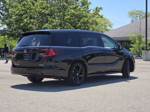 Certified 2023 Honda Odyssey Sport image 20