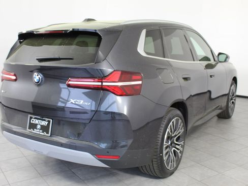 Used 2025 BMW X3 xDrive30i w/ Premium Package image 8