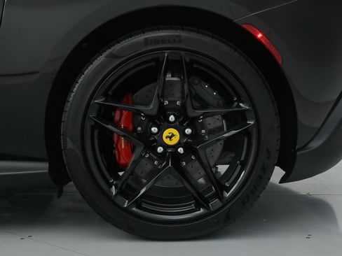 Certified 2022 Ferrari Roma image 37