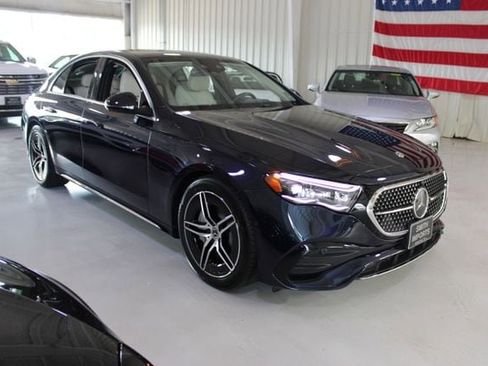 Used 2025 Mercedes-Benz E 450 4MATIC Sedan w/ Driver Assistance Package image 39