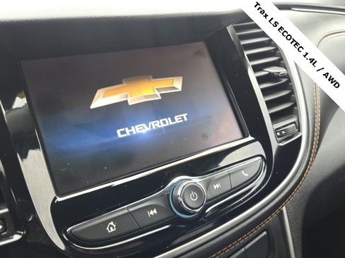 Used 2020 Chevrolet Trax LS w/ Tint and Cruise Package image 23