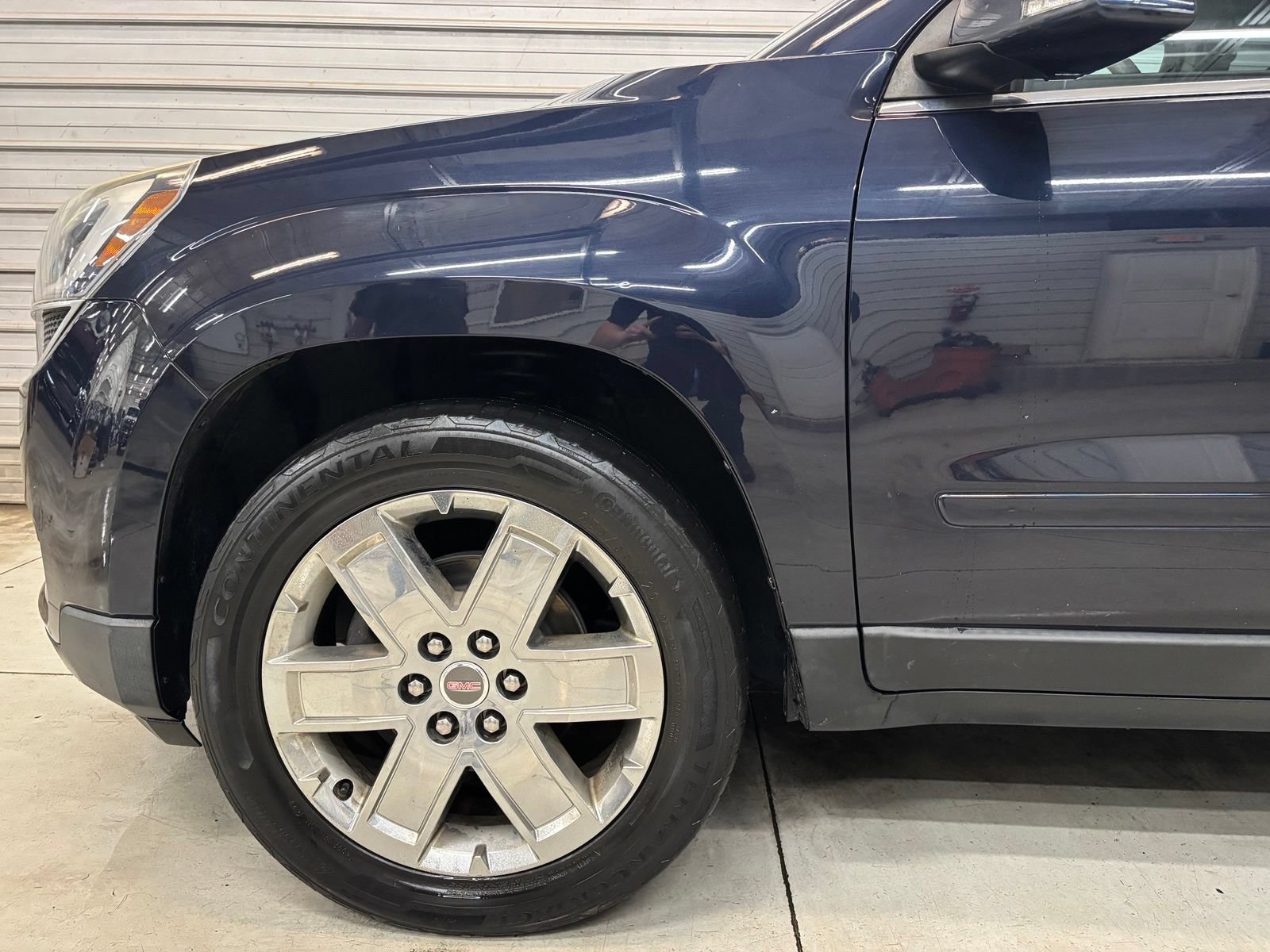 Used 2017 GMC Acadia Limited SLT AWD/4WD image 4
