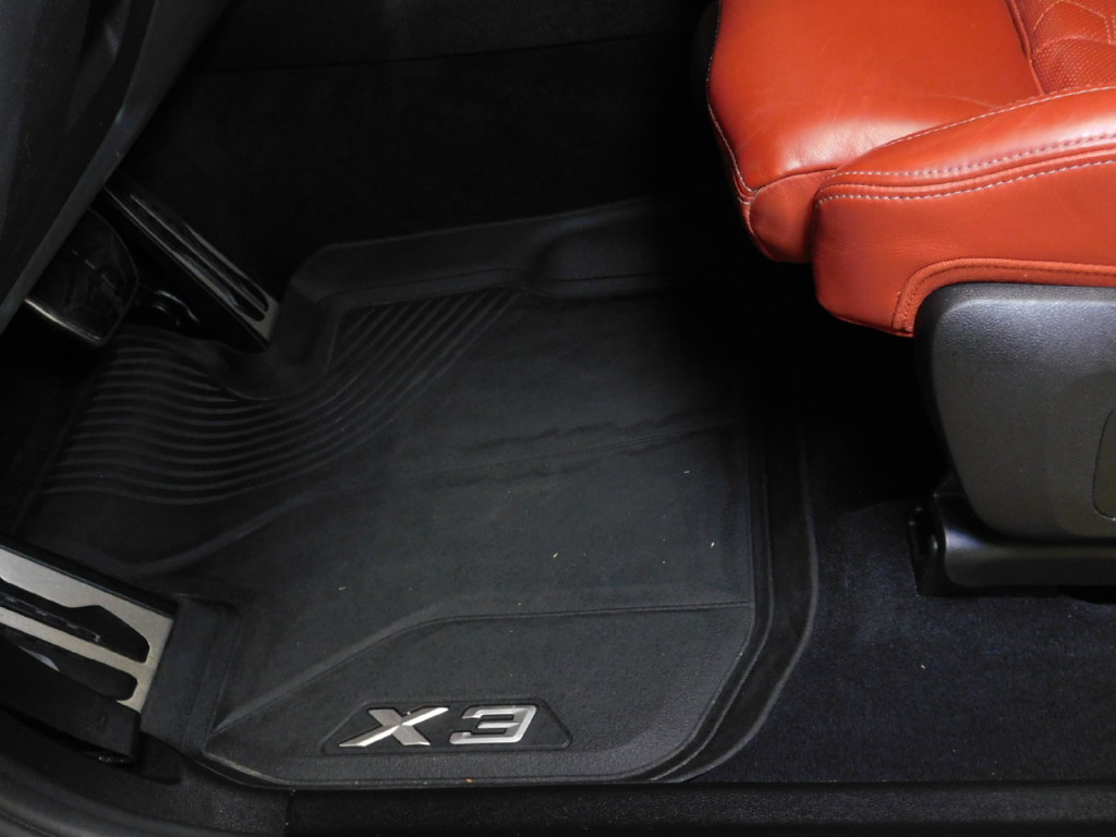 Used 2021 BMW X3 M AWD/4WD image 32