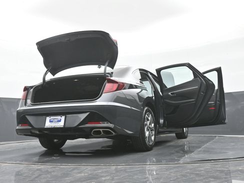 Used 2023 Hyundai Sonata SEL w/ Preferred Accessory Package FWD image 49