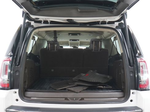 Used 2019 GMC Yukon XL Denali AWD/4WD image 18