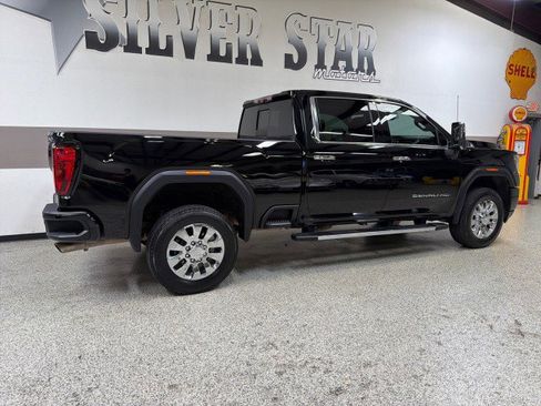 Used 2020 GMC Sierra 2500 Denali w/ Denali Ultimate Package image 35