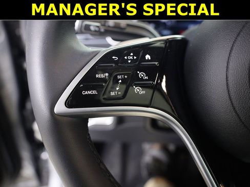 Used 2025 Mercedes-Benz GLE 450 4MATIC image 12