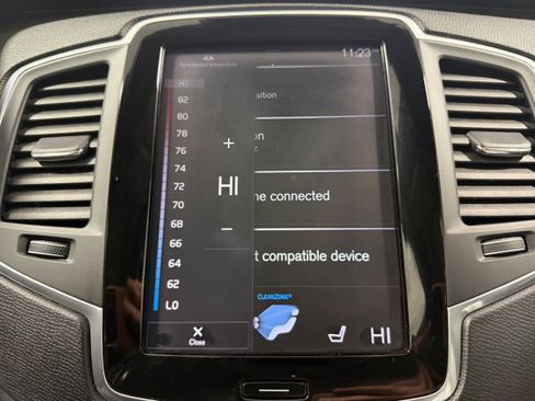 Used 2018 Volvo XC90 T5 Momentum w/ Convenience Package image 14