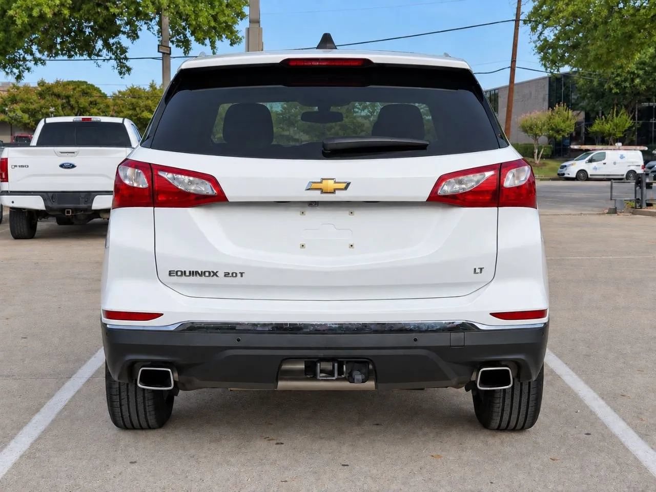 Used 2018 Chevrolet Equinox LT FWD image 4