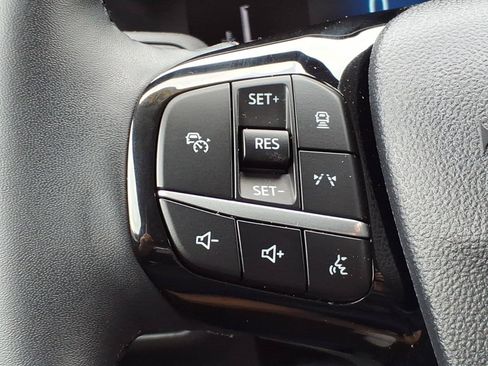 Used 2025 Ford Escape Active w/ Tech Pack #1 AWD/4WD image 19