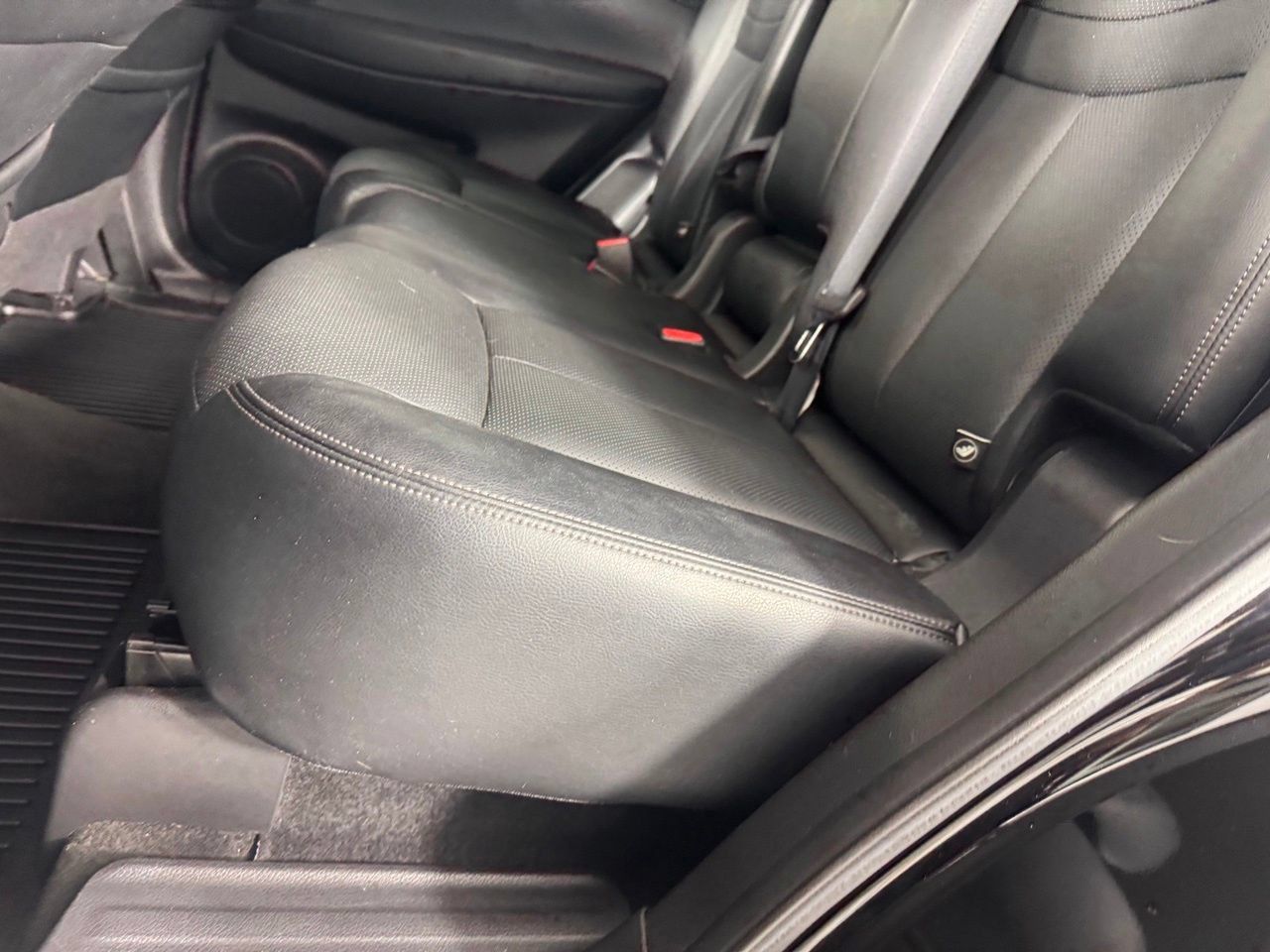 Used 2017 Nissan Rogue SL FWD image 26