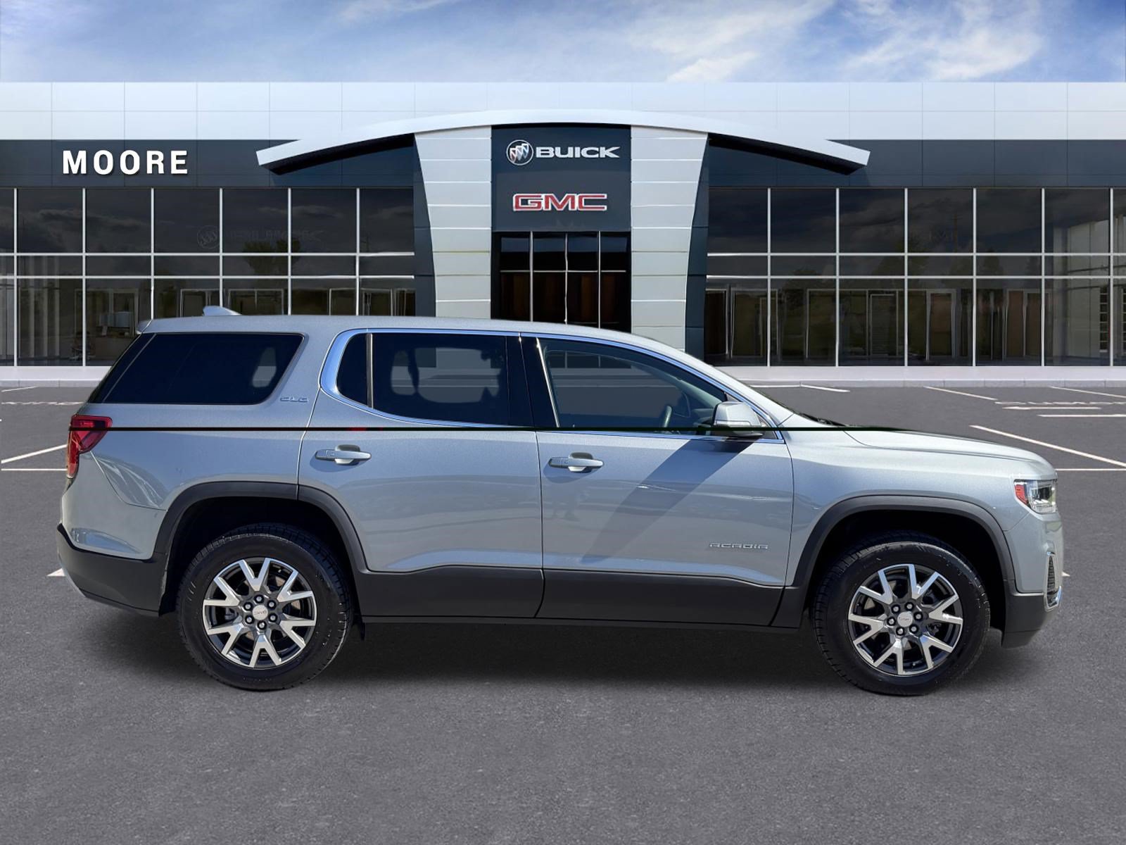 Used 2023 GMC Acadia SLE FWD image 2