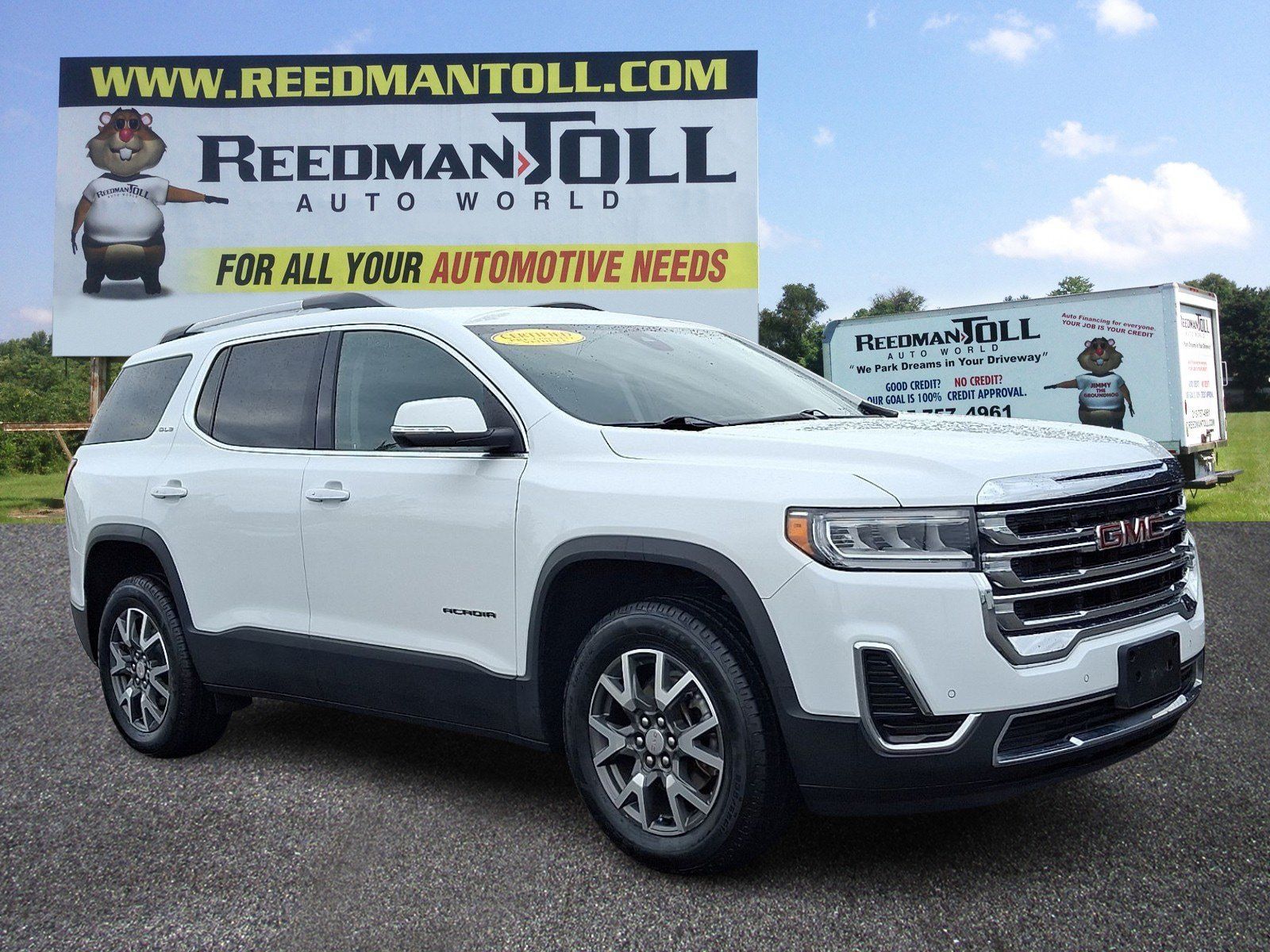Used 2023 GMC Acadia SLE w/ Driver Convenience Package FWD image 1