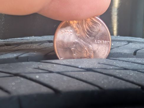 Used 2024 Chevrolet Trax LT w/ Driver Confidence Package image 24