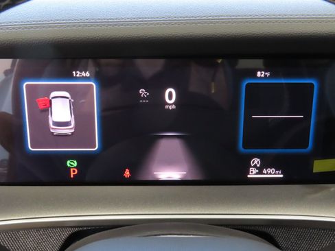 New 2025 Volkswagen Tiguan S image 13