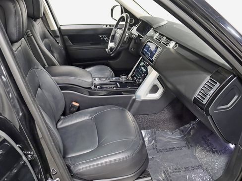 Used 2020 Land Rover Range Rover image 24