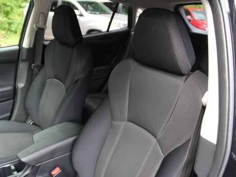 Used 2019 Subaru Crosstrek 2.0i AWD/4WD image 18